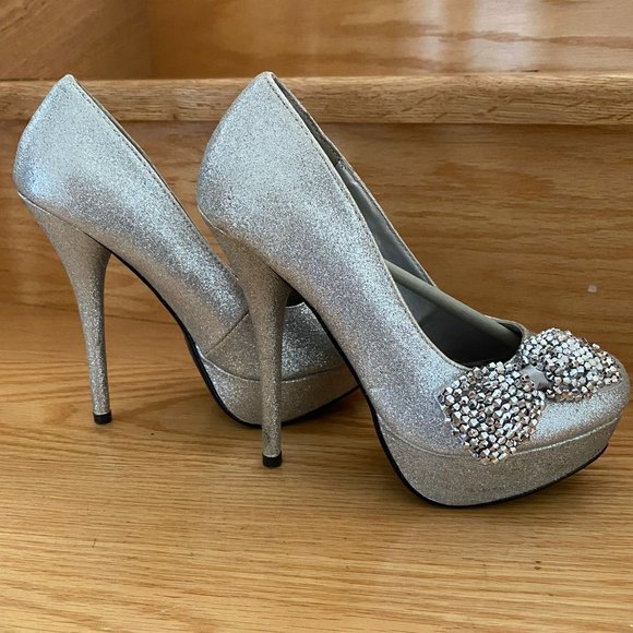 Wedding Shoes with bow - Picture 4 of 6